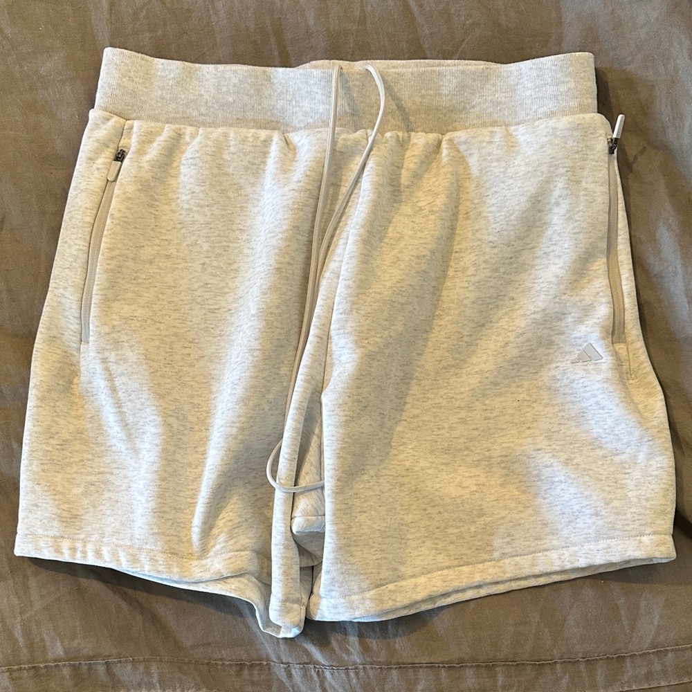 Adidas Fleece Light Heather Gray Zippered Pockets Athletic Shorts